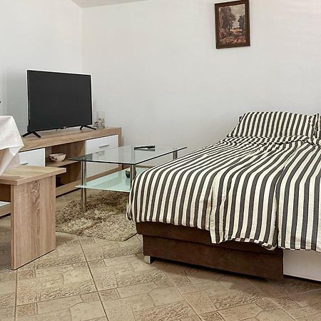 Pahert Beach Apartment Вир Экстерьер фото