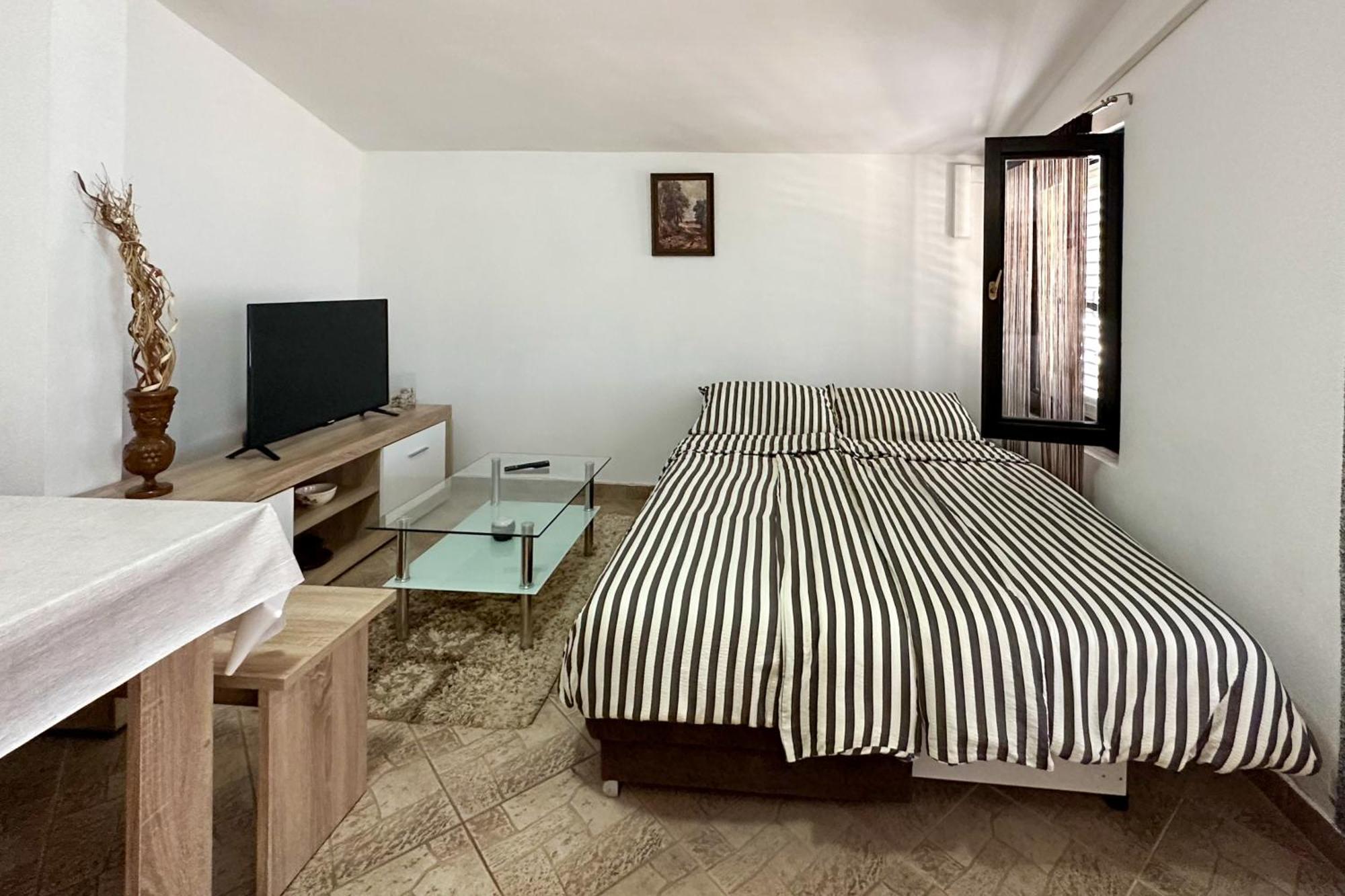Pahert Beach Apartment Вир Экстерьер фото